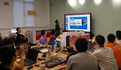 大学生科创软件开发 瞄准行业痛点，手语翻译机与3D打印智能检控的创新实践